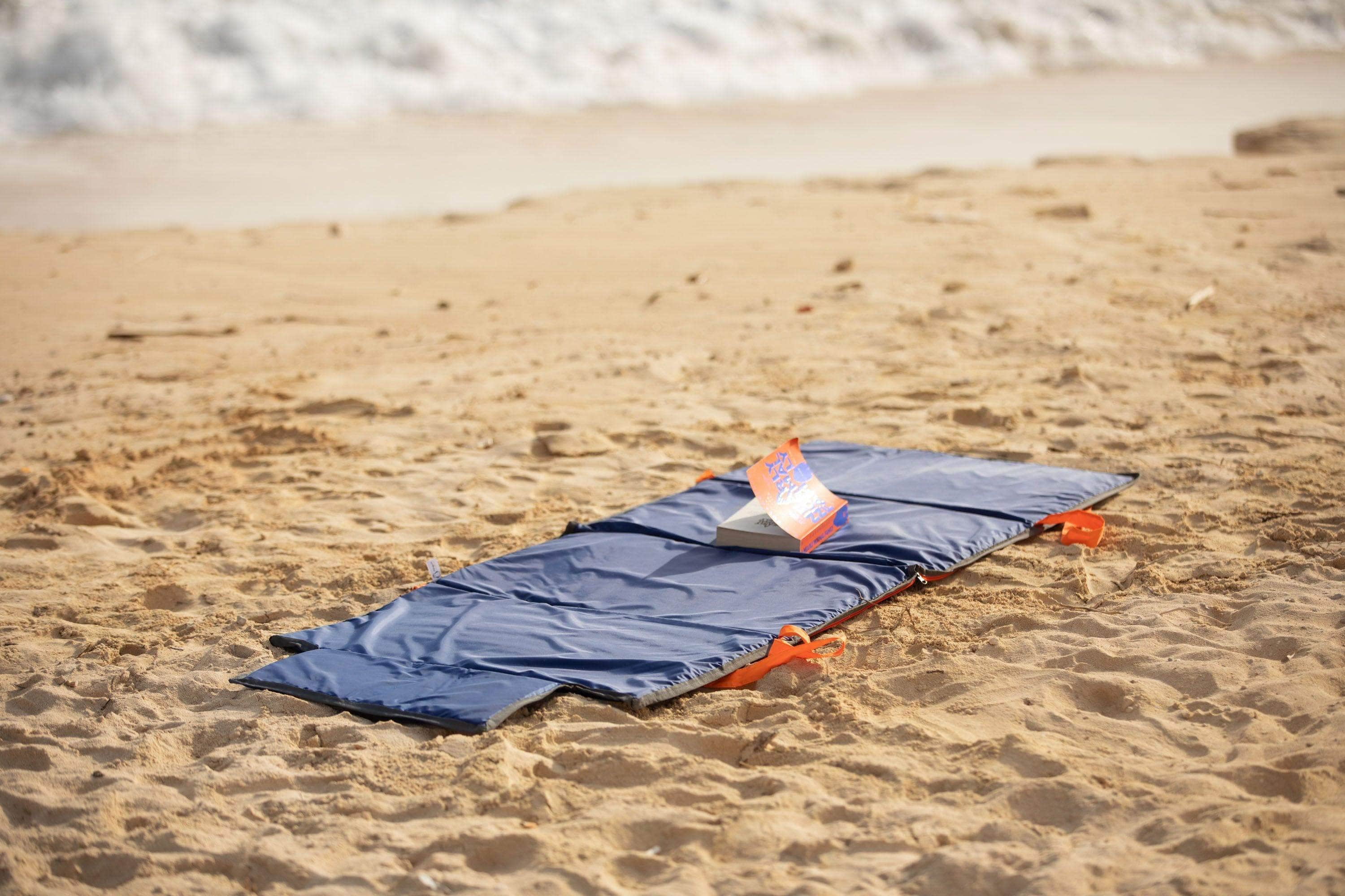 Folding beach online mat bag